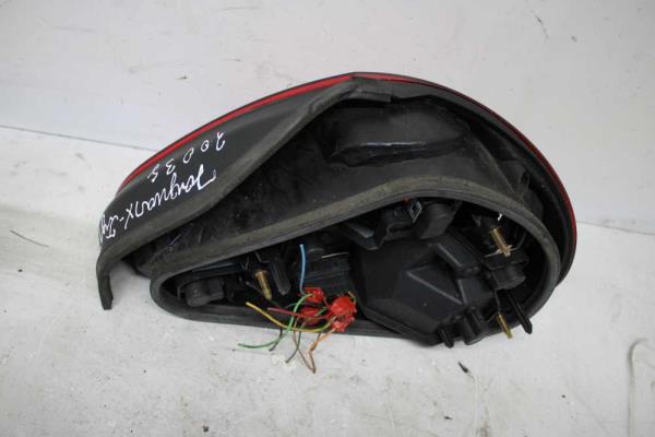 FEU ARRIERE GAUCHE JAGUAR - Vue 2